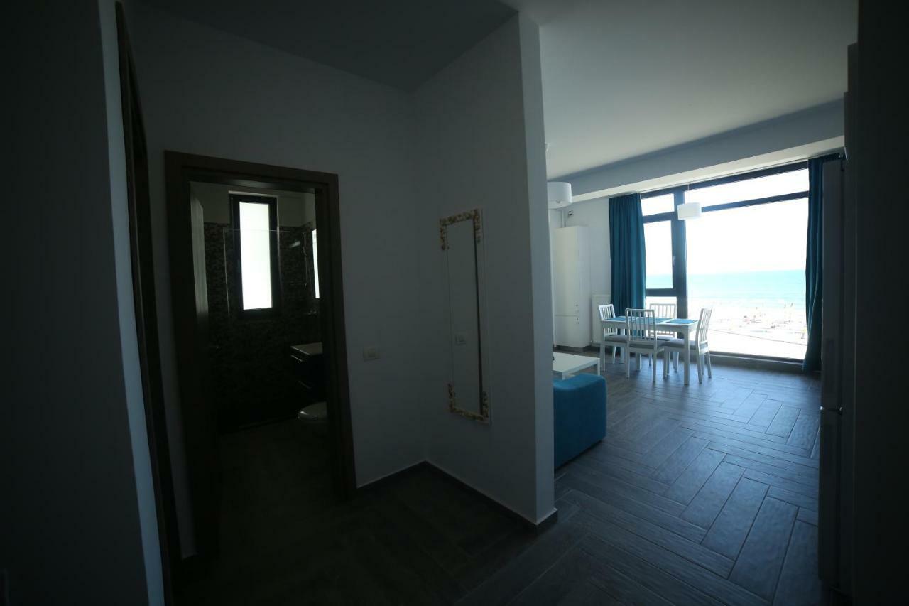 Alexandra Soleil Apartment Năvodari Exteriör bild